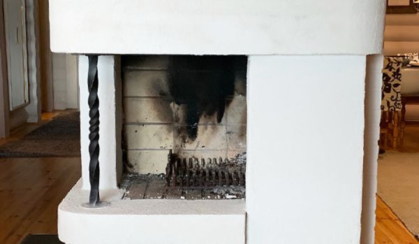 Antikbruk på eldstadens yta