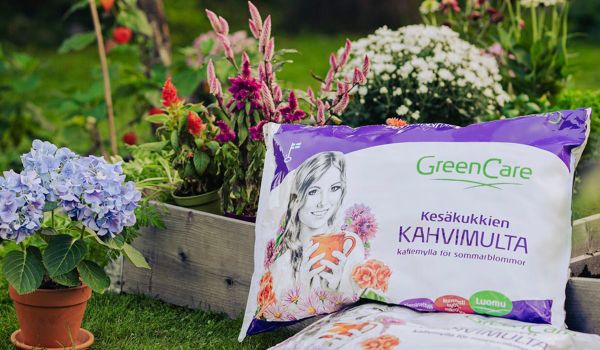 Kahvimulta kesäkukille